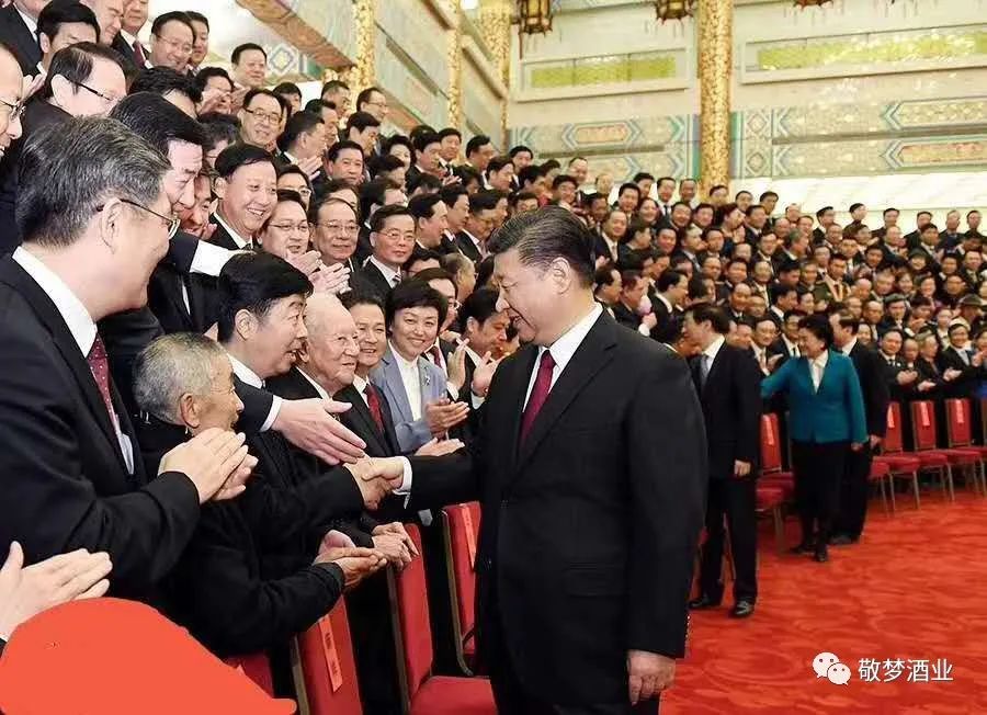 致敬时代追梦人黄大发——在梦想面前我们都要做个老实人
